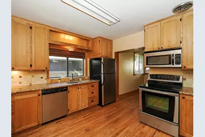 2466 S Highland Dr, Salt Lake City, UT 84106 - Photo 23