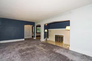 2466 S Highland Dr, Salt Lake City, UT 84106 - Photo 15
