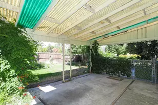 2466 S Highland Dr, Salt Lake City, UT 84106 - Photo 11