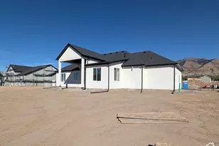 623 S 125 E, Hyde Park, UT 84318 - Photo 5