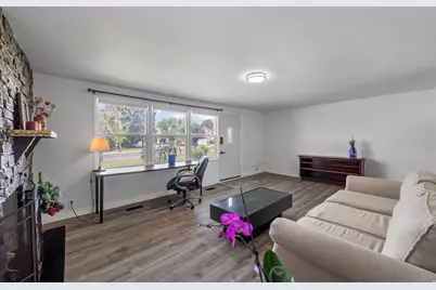 1520 E 8600 S, Sandy, UT 84093 - Photo 5