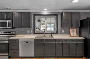 1520 E 8600 S, Sandy, UT 84093 - Photo 7