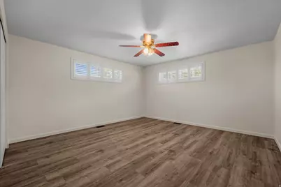 1520 E 8600 S, Sandy, UT 84093 - Photo 11
