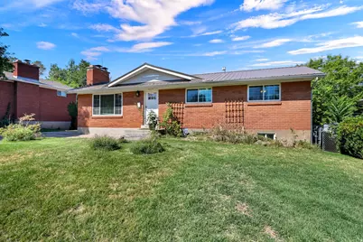 4475 S Vista Dr, South Ogden, UT 84403 - Photo 3