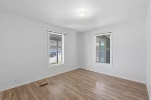 1137 W Sierra Vista St S, West Valley, UT 84119 - Photo 13