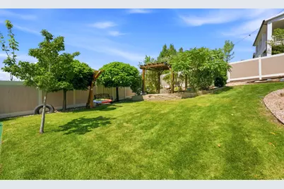 1633 N 400 W, Farmington, UT 84025 - Photo 57