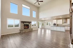 1633 N 400 W, Farmington, UT 84025 - Photo 9