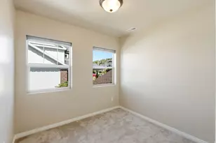 1633 N 400 W, Farmington, UT 84025 - Photo 35