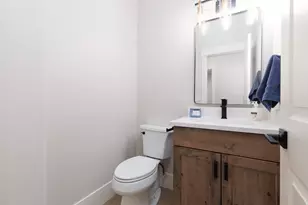 691 E Kings Peak Cv, Draper, UT 84020 - Photo 23