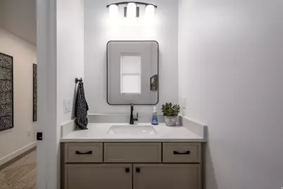 253 Fushion Ln #124, Draper, UT 84020 - Photo 3