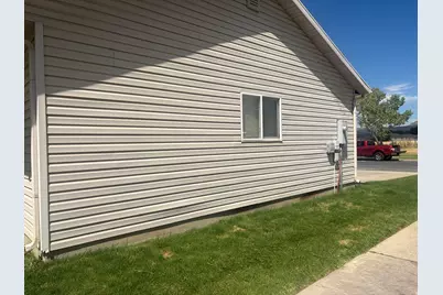 241 W 1875 N, North Ogden, UT 84414 - Photo 5