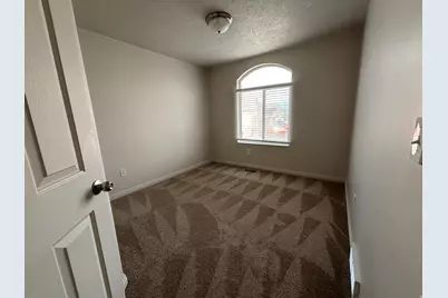 6364 W Dillan Cir, Herriman, UT 84096 - Photo 9