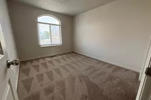 6364 W Dillan Circle, Herriman, UT 84096 - Photo 7