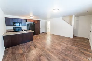 211 E 700 N, Vineyard, UT 84059 - Photo 5