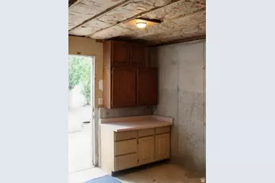 10344 South Eastdell Dr, Sandy, UT 84092 - Photo 47