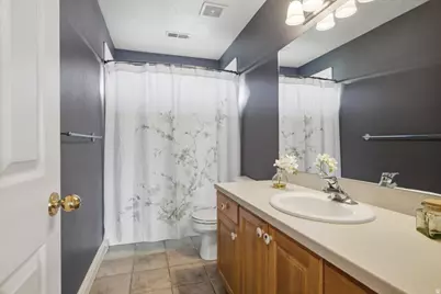 419 E 12100 S, Draper, UT 84020 - Photo 25