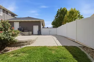 419 E 12100 S, Draper, UT 84020 - Photo 49