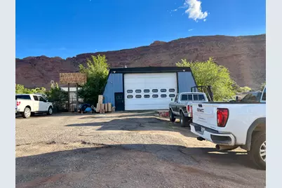 1082 S Main St, Moab, UT 84532 - Photo 1