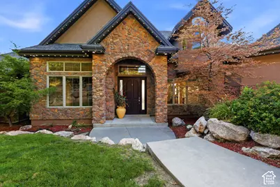 2527 E Bonneville Terrace Dr, Ogden, UT 84403 - Photo 7