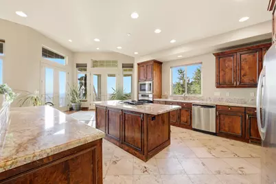 2527 E Bonneville Terrace Dr, Ogden, UT 84403 - Photo 13