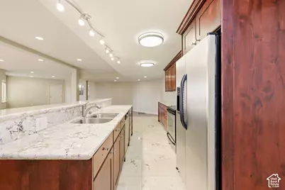 2527 E Bonneville Terrace Dr, Ogden, UT 84403 - Photo 35