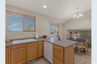 5443 N Cricket Ln E, Stansbury Park, UT 84074 - Photo 15