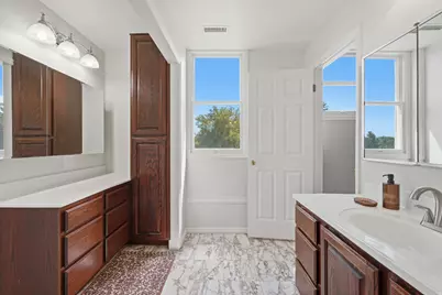 211 S 500 W, Lehi, UT 84043 - Photo 9