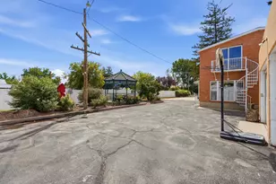 211 S 500 W, Lehi, UT 84043 - Photo 43