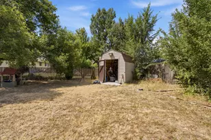 350 W Hunting Creek Dr N, Harrisville, UT 84404 - Photo 29