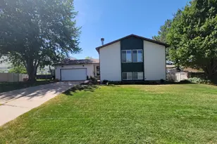 685 E 2400 N, North Ogden, UT 84414 - Photo 1