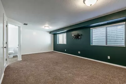 1865 W 5050 S, Roy, UT 84067 - Photo 27
