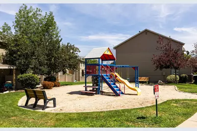 1865 W 5050 S, Roy, UT 84067 - Photo 23