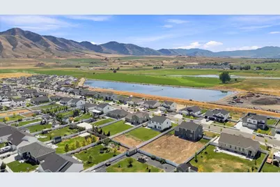 531 E 600 S, Hyrum, UT 84319 - Photo 25