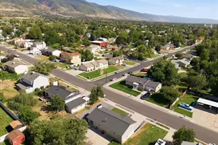 1277 E Jeff St N, Layton, UT 84040 - Photo 33