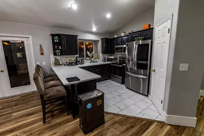 1737 W 220 S, Provo, UT 84601 - Photo 9