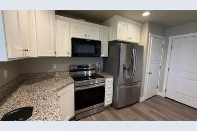 1086 S 2300 E, Spanish Fork, UT 84660 - Photo 11