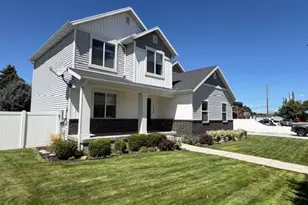 1086 S 2300 E, Spanish Fork, UT 84660 - Photo 3