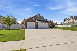 2831 W 2325 N, Plain City, UT 84404 - Photo 3