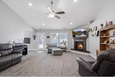 2831 W 2325 N, Plain City, UT 84404 - Photo 7