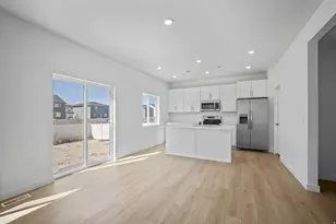 2094 E Swallow Dr, Eagle Mountain, UT 84005 - Photo 5