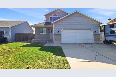 8161 S Creekwood Dr, West Jordan, UT 84088 - Photo 9