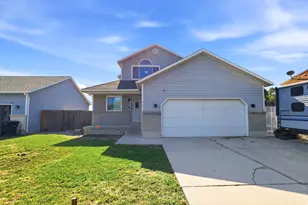 8161 S Creekwood Dr, West Jordan, UT 84088 - Photo 9
