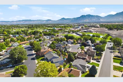 8161 S Creekwood Dr, West Jordan, UT 84088 - Photo 45