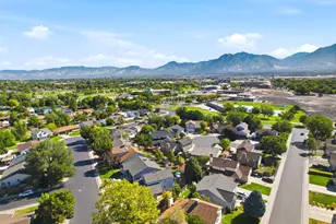 8161 S Creekwood Dr, West Jordan, UT 84088 - Photo 45