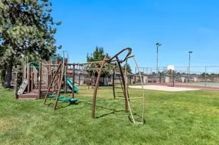 10750 S Dimple Dell Dr, Sandy, UT 84092 - Photo 45