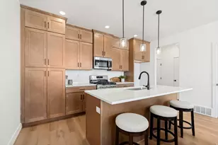 6897 W Gravel Cross Way S, West Jordan, UT 84081 - Photo 5