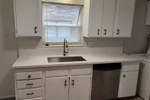 268 W 700 N, Salt Lake City, UT 84103 - Photo 15