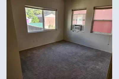 268 W 700 N, Salt Lake City, UT 84103 - Photo 11