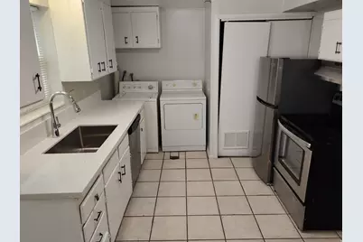 268 W 700 N, Salt Lake City, UT 84103 - Photo 17