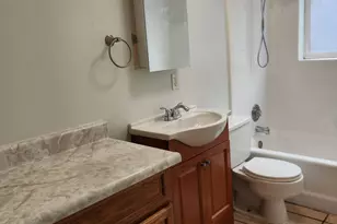 268 W 700 N, Salt Lake City, UT 84103 - Photo 13